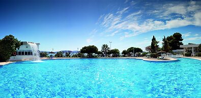 Hotel Izán Cavanna