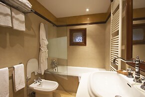 Hotel Rural Monnaber Nou & SPA