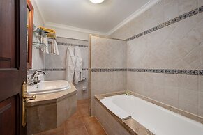 Hotel Rural Monnaber Nou & SPA