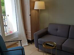 Aux Maisons (Relais du Silence)