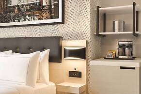 DoubleTree by Hilton New York Midtown Fifth Ave