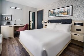 DoubleTree by Hilton New York Midtown Fifth Ave