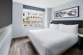 DoubleTree by Hilton New York Midtown Fifth Ave