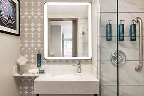 DoubleTree by Hilton New York Midtown Fifth Ave