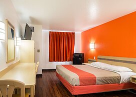 Motel 6 San Antonio, TX - Sea World North