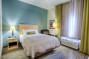 Candlewood Suites Fargo-N. Dakota State University by IHG