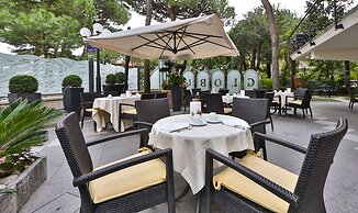 Hotel Globus, Sure Hotel Collection by Best Western