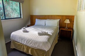 Beacon Point Ocean View Villas