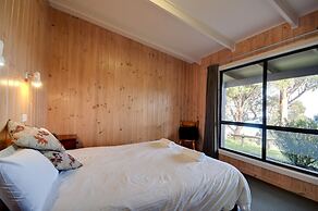 Beacon Point Ocean View Villas