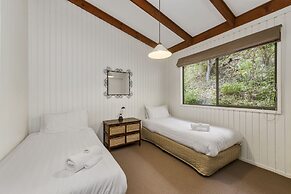 Beacon Point Ocean View Villas