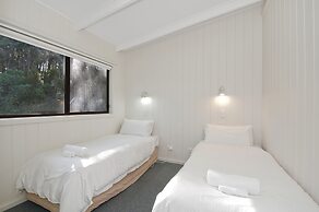 Beacon Point Ocean View Villas