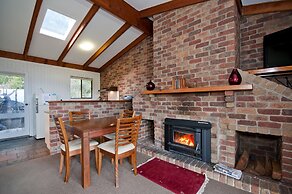 Beacon Point Ocean View Villas