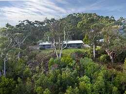 Beacon Point Ocean View Villas