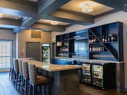 Hotel NoBo Cascade, Tapestry Collection by Hilton