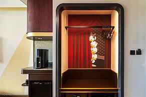 Disney's Hollywood Hotel