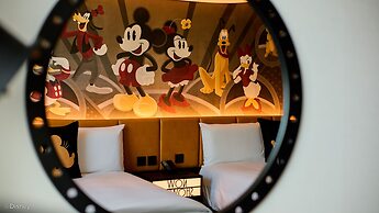 Disney's Hollywood Hotel