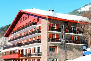 Hôtel Vacances Bleues Les Chalets du Prariand