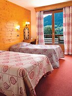 Hôtel Vacances Bleues Les Chalets du Prariand