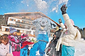 Hôtel Vacances Bleues Les Chalets du Prariand