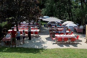 Hôtel Vacances Bleues Les Chalets du Prariand