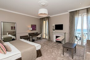 Hôtel Vacances Bleues Le Royal