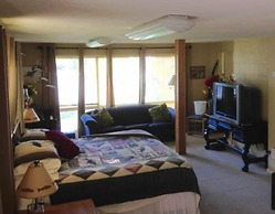 Anchorage Walkabout Town B&B