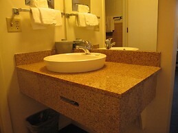 Travelers Lodge Motel Marshall