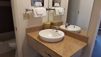 Travelers Lodge Motel Marshall