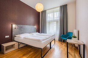 EA ApartHotel Melantrich