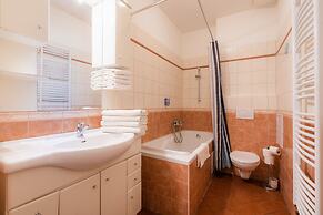 EA ApartHotel Melantrich