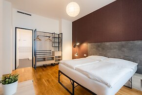 EA ApartHotel Melantrich