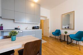 EA ApartHotel Melantrich