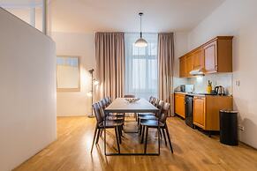 EA ApartHotel Melantrich