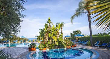 TONICELLO Hotel Resort & SPA