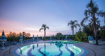 TONICELLO Hotel Resort & SPA