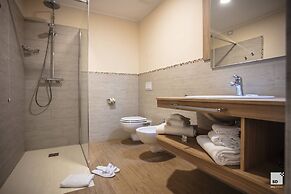 TONICELLO Hotel Resort & SPA