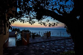 TONICELLO Hotel Resort & SPA