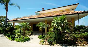 TONICELLO Hotel Resort & SPA