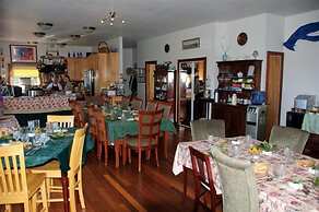 Coppertoppe Inn and Retreat Center