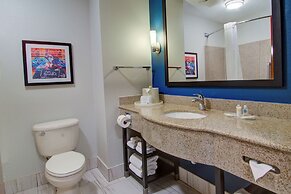 Comfort Suites Airport