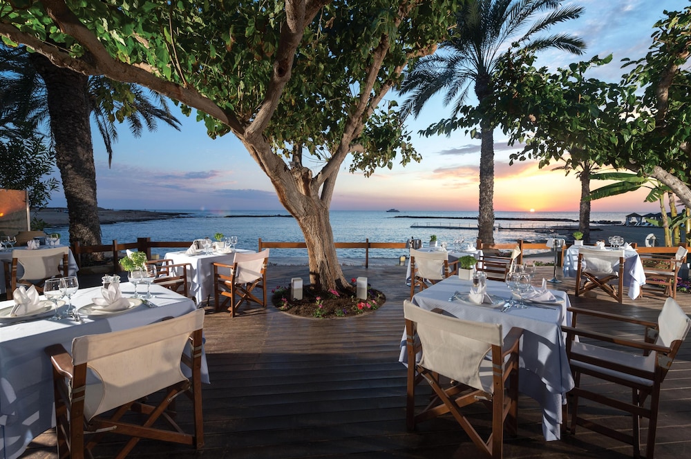 Constantinou Bros Asimina Suites Hotel