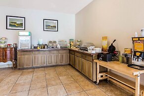 Quality Inn Fallbrook I-15