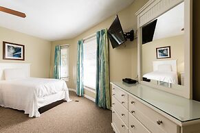 Country Club Villas