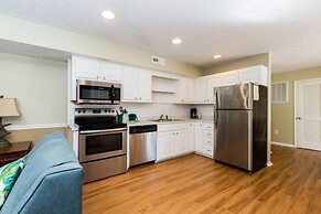 Country Club Villas