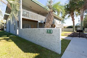 Country Club Villas