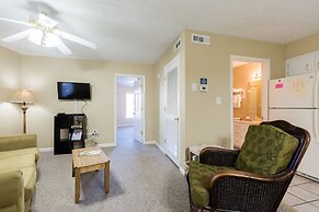 Country Club Villas