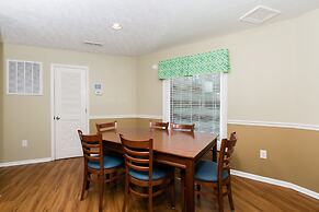 Country Club Villas