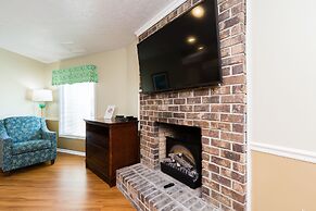 Country Club Villas