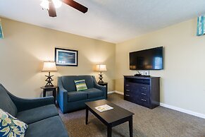Country Club Villas