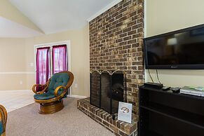 Country Club Villas